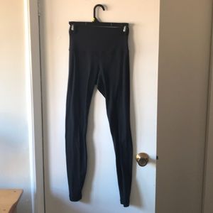 Black Lululemon leggings